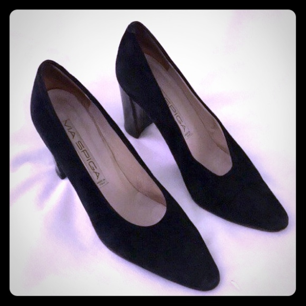 Via Spiga Vintage Black Suede Pumps Women (7.5 us)